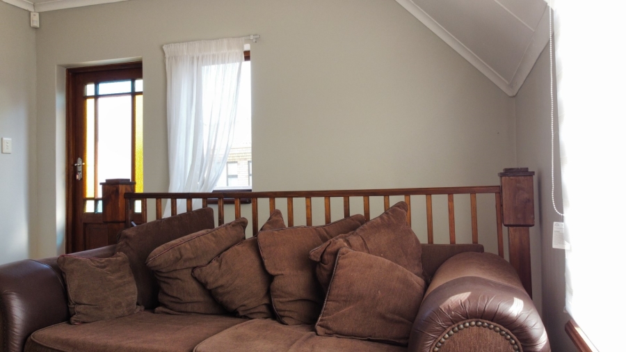 2 Bedroom Property for Sale in Hersham Western Cape